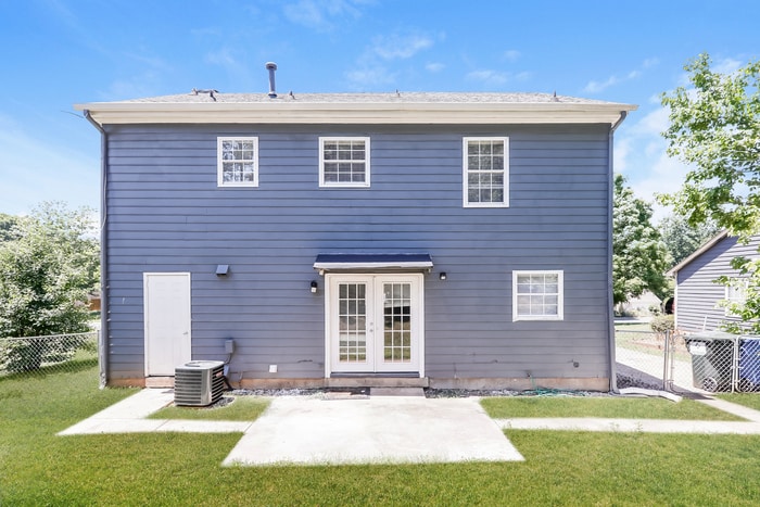 Building Photo - 13715 Dealtry Ln