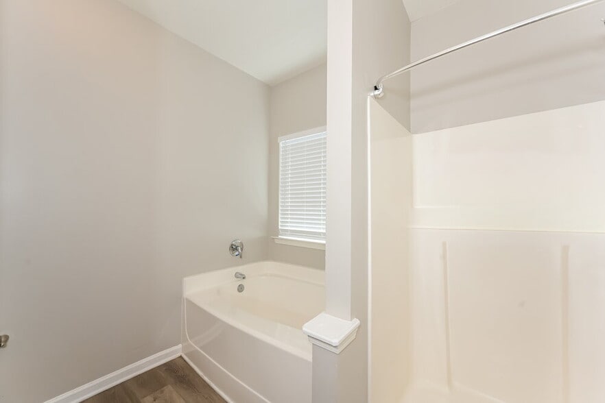 Building Photo - 508 Reece Trl