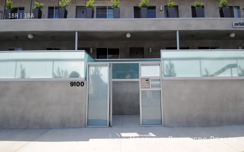 Building Photo - 9100 Whitworth Dr