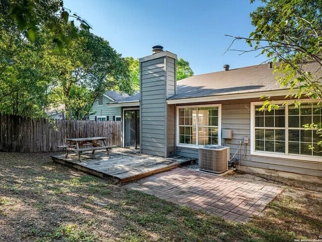 Building Photo - 3936 Heritage Hill Dr