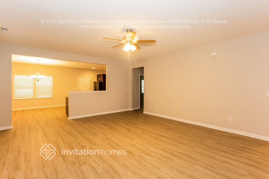 Building Photo - 4902 Staffordshire Ln
