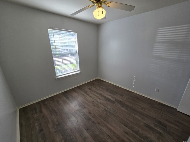 Building Photo - 7914 Galaway Bay