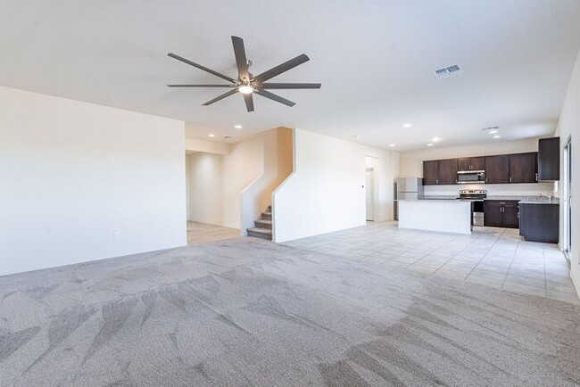 Building Photo - Discover the perfect blend of comfort and ...