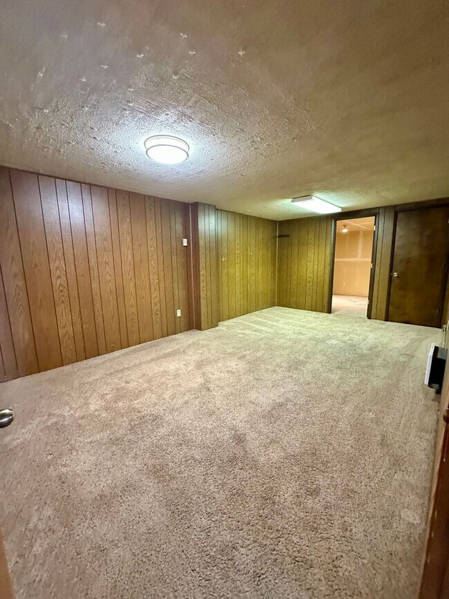 Building Photo - 1409 NW Portland Ave