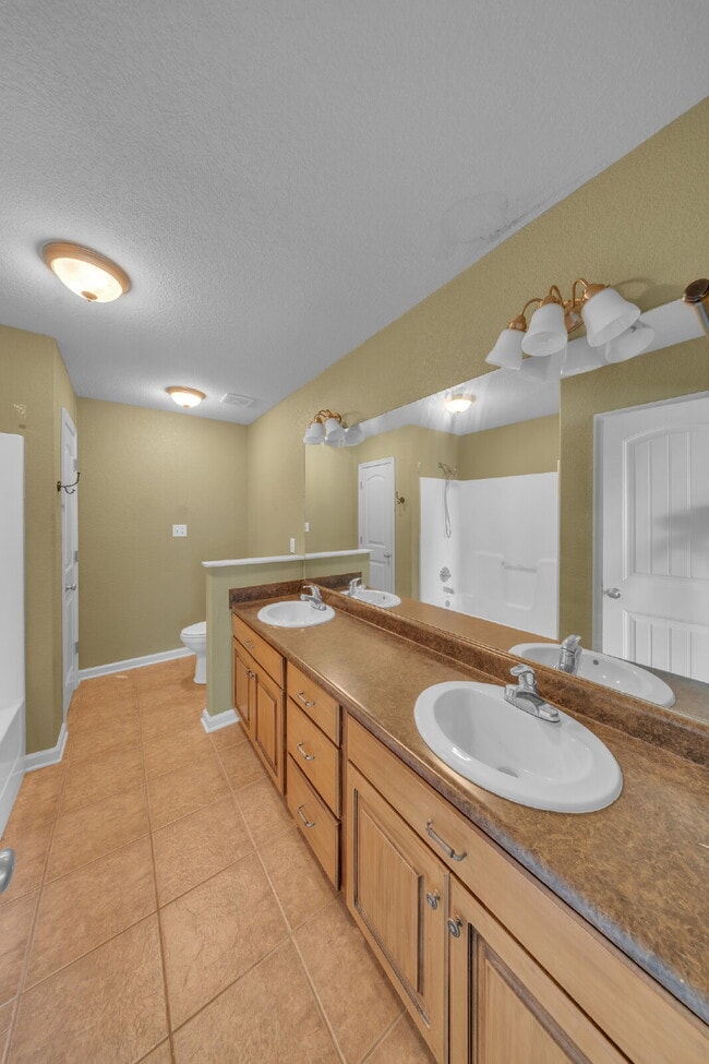Building Photo - 5098 Branch Point Dr