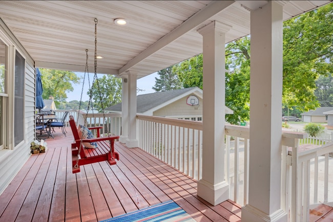 Building Photo - 1940 Concordia St