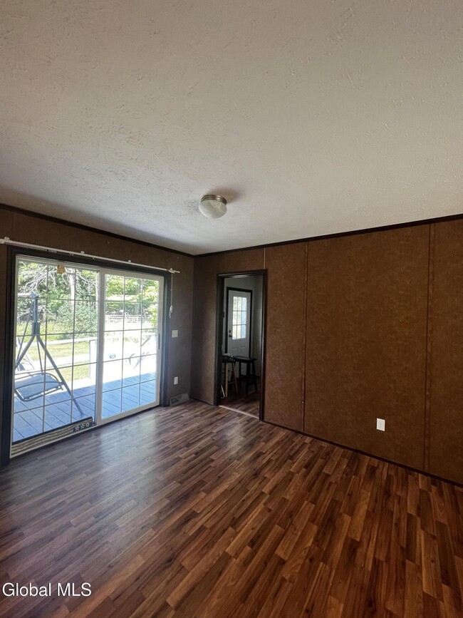 Building Photo - 362 Hoags Corners Rd