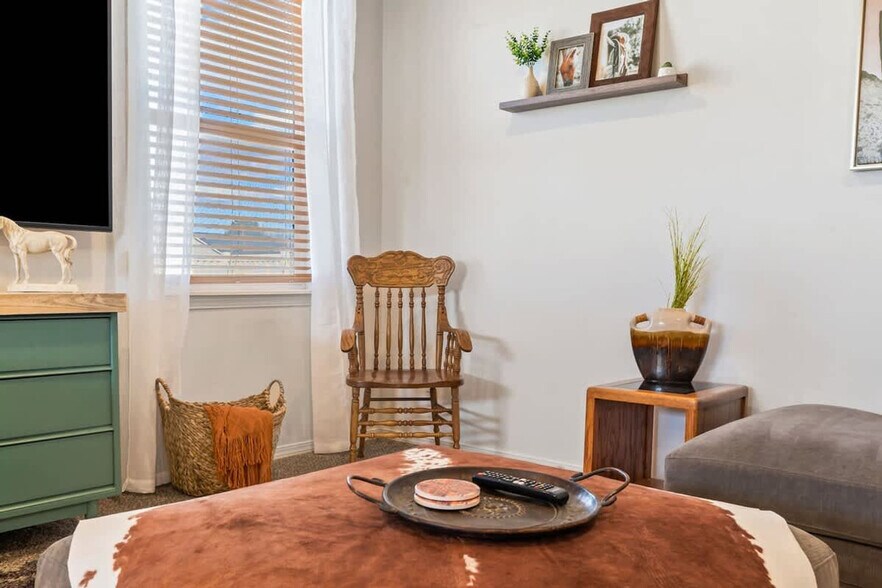 Building Photo - 3905 Winged Dove St