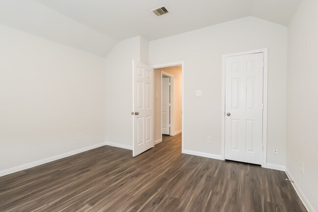Building Photo - 2451 Jonahs Wy