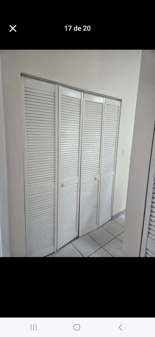 Building Photo - 2686 W 74th St