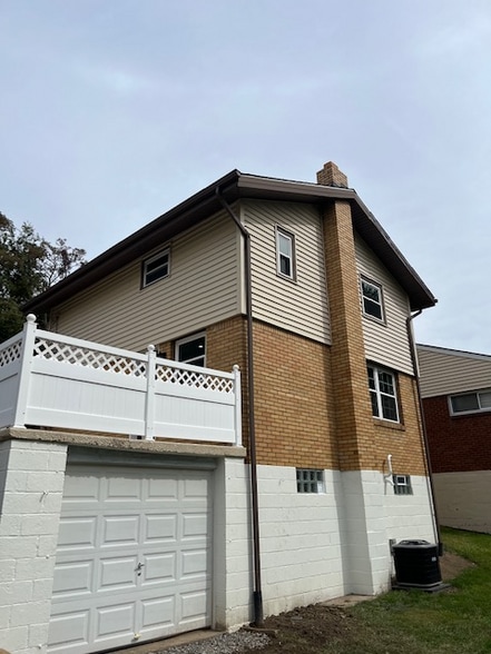 Building Photo - 409 Nike Dr