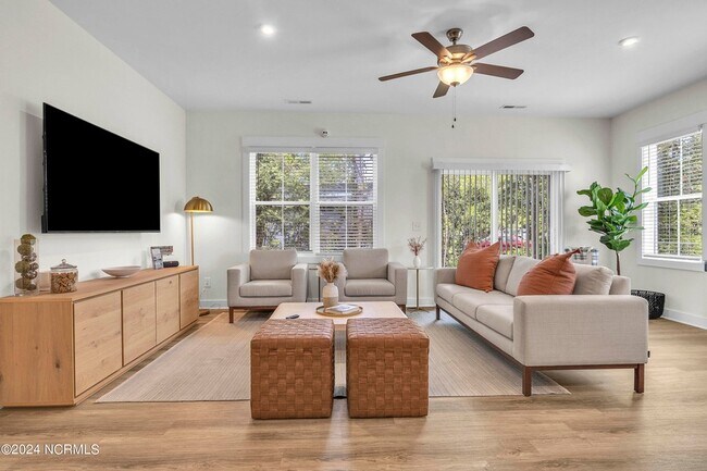 Building Photo - 6216 Beckington Dr