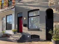 Building Photo - Beautifully renovated 3BR/3.5BA in Upper F...