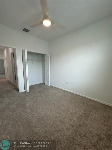 Building Photo - 4658 Longwood Lake Sq