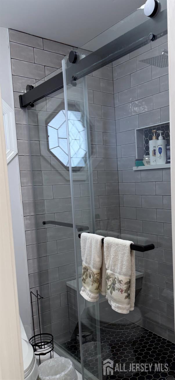 Building Photo - 652A Ardmore Rd