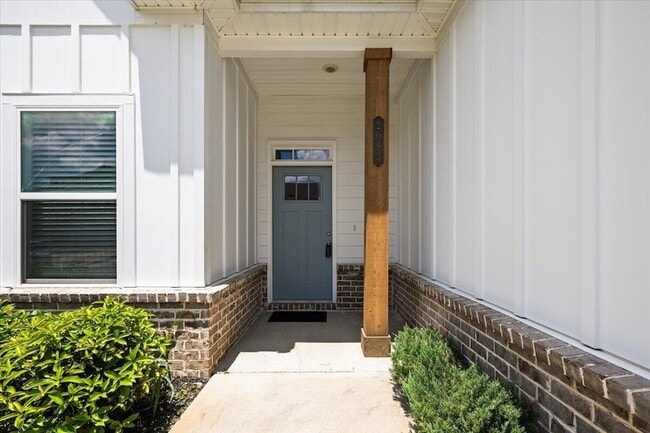 Building Photo - 2093 Firelight Wy
