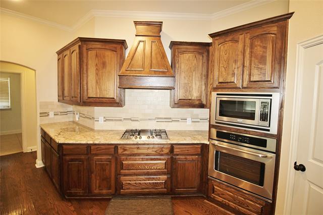 Building Photo - 1713 Fair Oaks Ln