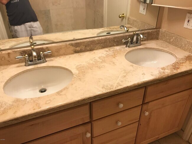 Building Photo - 12018 N Hayden Rd