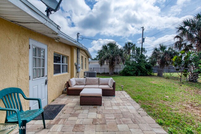 Building Photo - 114 Lynnhurst Dr