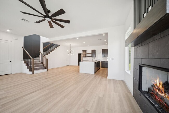 Building Photo - Welcome to this stunning new build in the desirable gated community of Broken Arrow, OK!