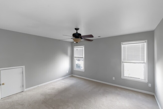 Building Photo - 13065 Tidewater Crossing