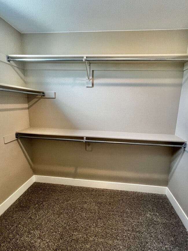 Building Photo - Spacious 3 bed, 2.5 bath home in Central Fort Collins