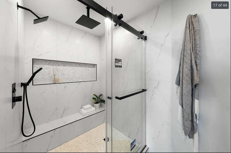 Building Photo - 2414 Front St