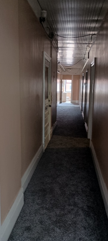 Building Photo - 617 Market St