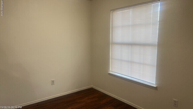 Building Photo - 3803 Braden Ln