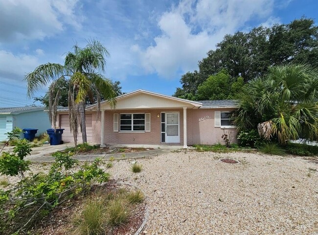 Building Photo - 1019 Maybury Dr