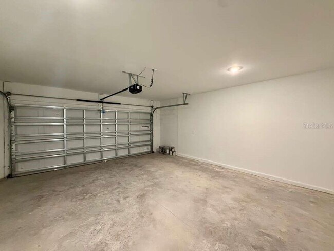 Building Photo - 6472 Domizio Dr