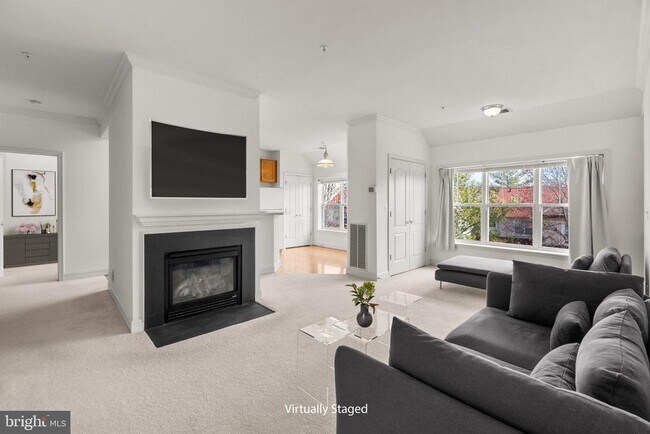 Building Photo - 2150 Troon Overlook