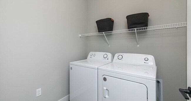 Building Photo - The Cunningham Apartments