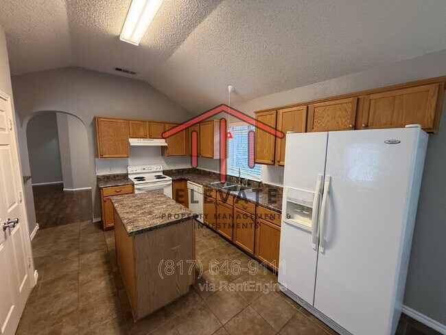 Building Photo - 6105 Comfort Dr
