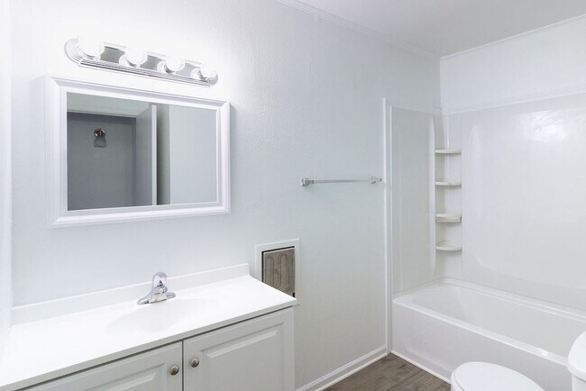 Building Photo - Park Place Apartments