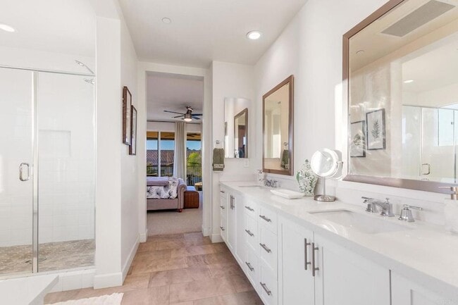 Building Photo - 1316 Vista Ave