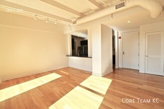 Building Photo - 217 W Pershing Rd