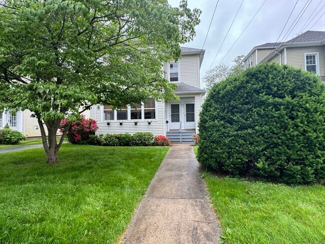 Primary Photo - 95 Ardmore Rd