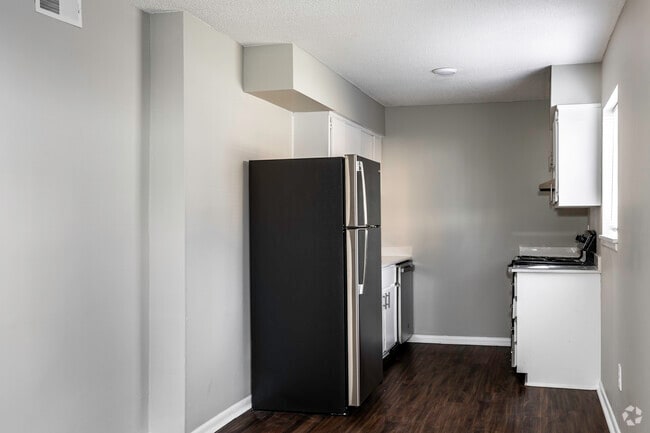 1BR, 1BA - 750SF - Oakside Apartments