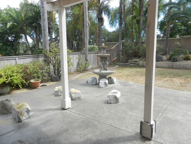 Building Photo - 3211 Rancho Quartillo