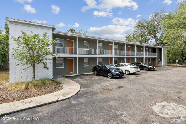 Primary Photo - 311 S Brown Ave