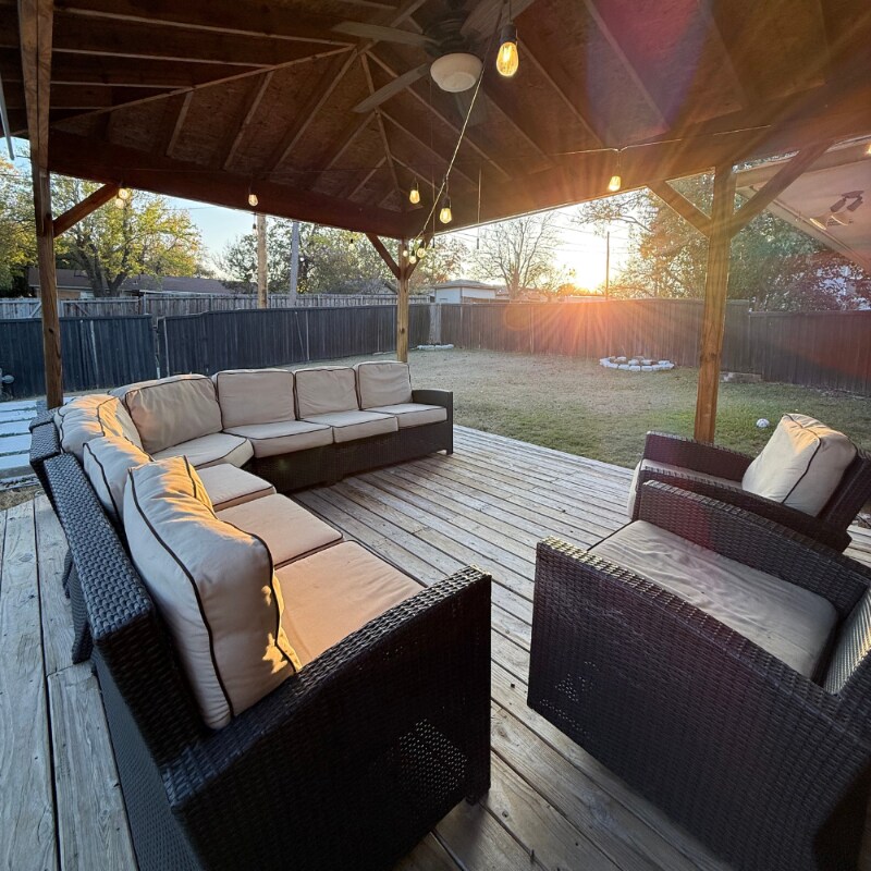 Building Photo - 1208 Noble Ave