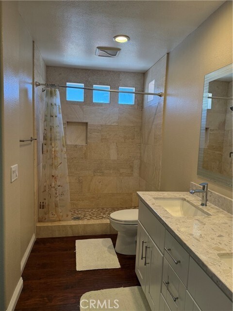 Building Photo - 5904 E Bottlebrush Dr