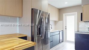 Building Photo - 13105 Ixora Ct