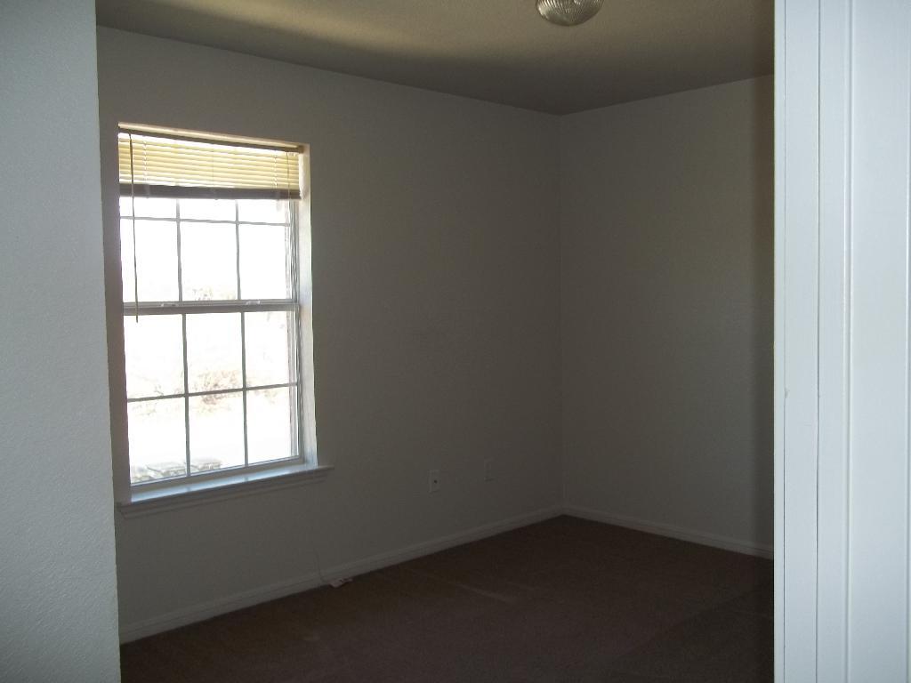 Building Photo - 334 S 40th St