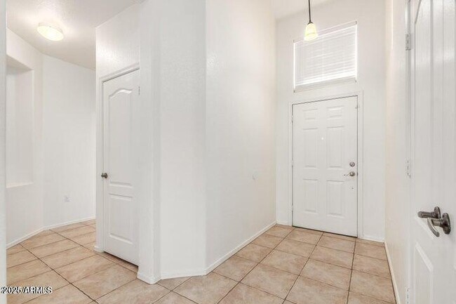 Building Photo - 13009 N 129th Dr