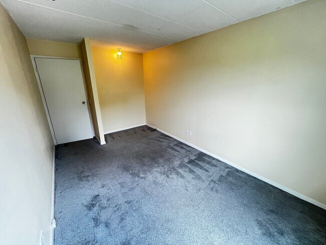 Building Photo - Spacious 2-story, 2-Bedroom Condo in Prime Buena Park Location Near the Lake