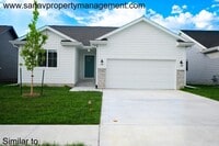 Building Photo - "Modern Comfort Meets Convenience: Your Ideal Home in Waukee"