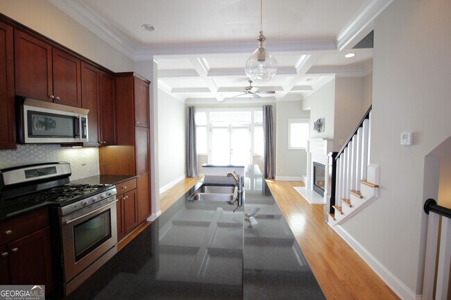 Building Photo - 1258 DeKalb Ave NE