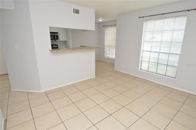 Building Photo - 8702 Mallard Reserve Dr